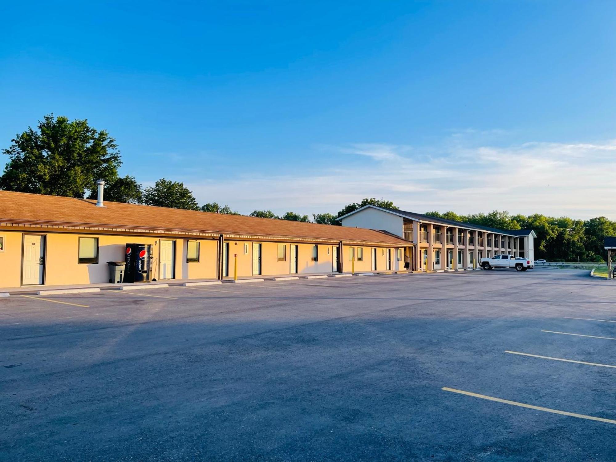 Bel Air Motel Wood River Экстерьер фото